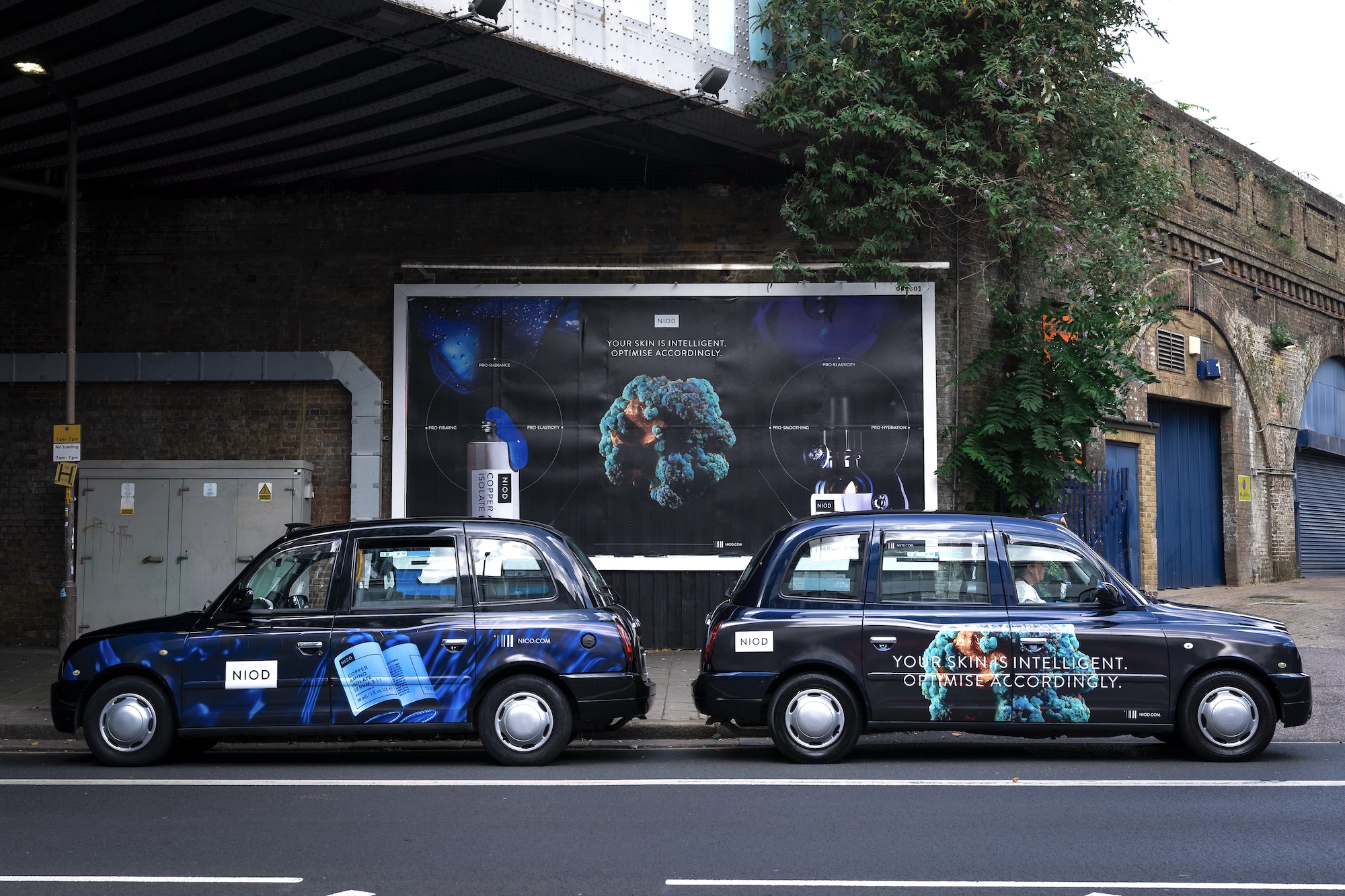 OOH, Taxi, Taxi Wrap, Billboard, London, NIOD, Roadside
