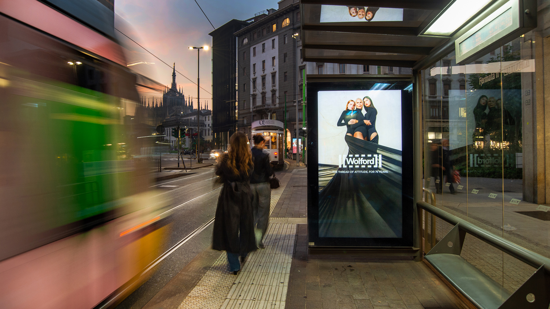 Bus Shelter Advertising MUPI Advertising