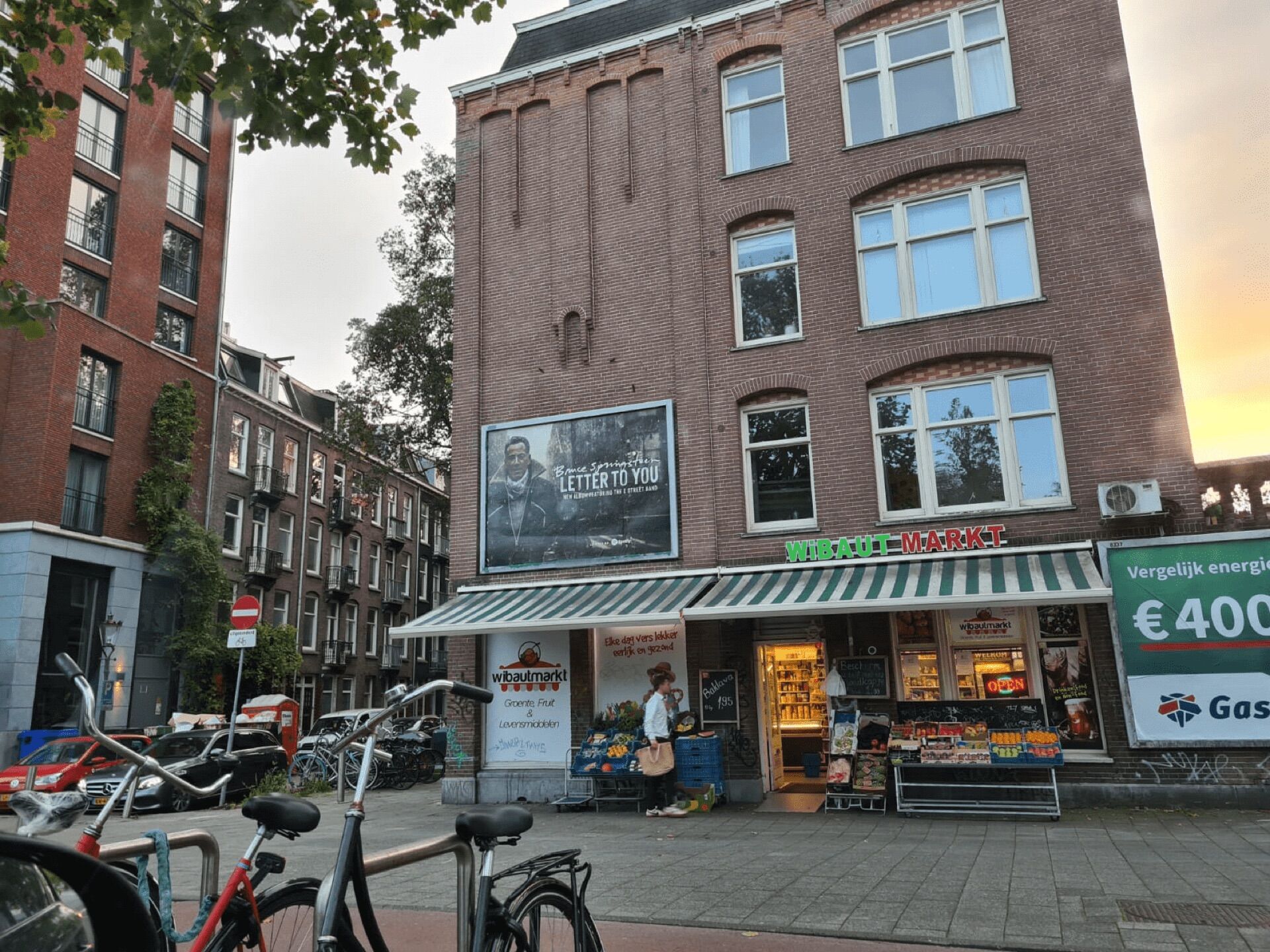Ground Level : Elevated Billboards in Amsterdam - Pack London out-of-home advertising
