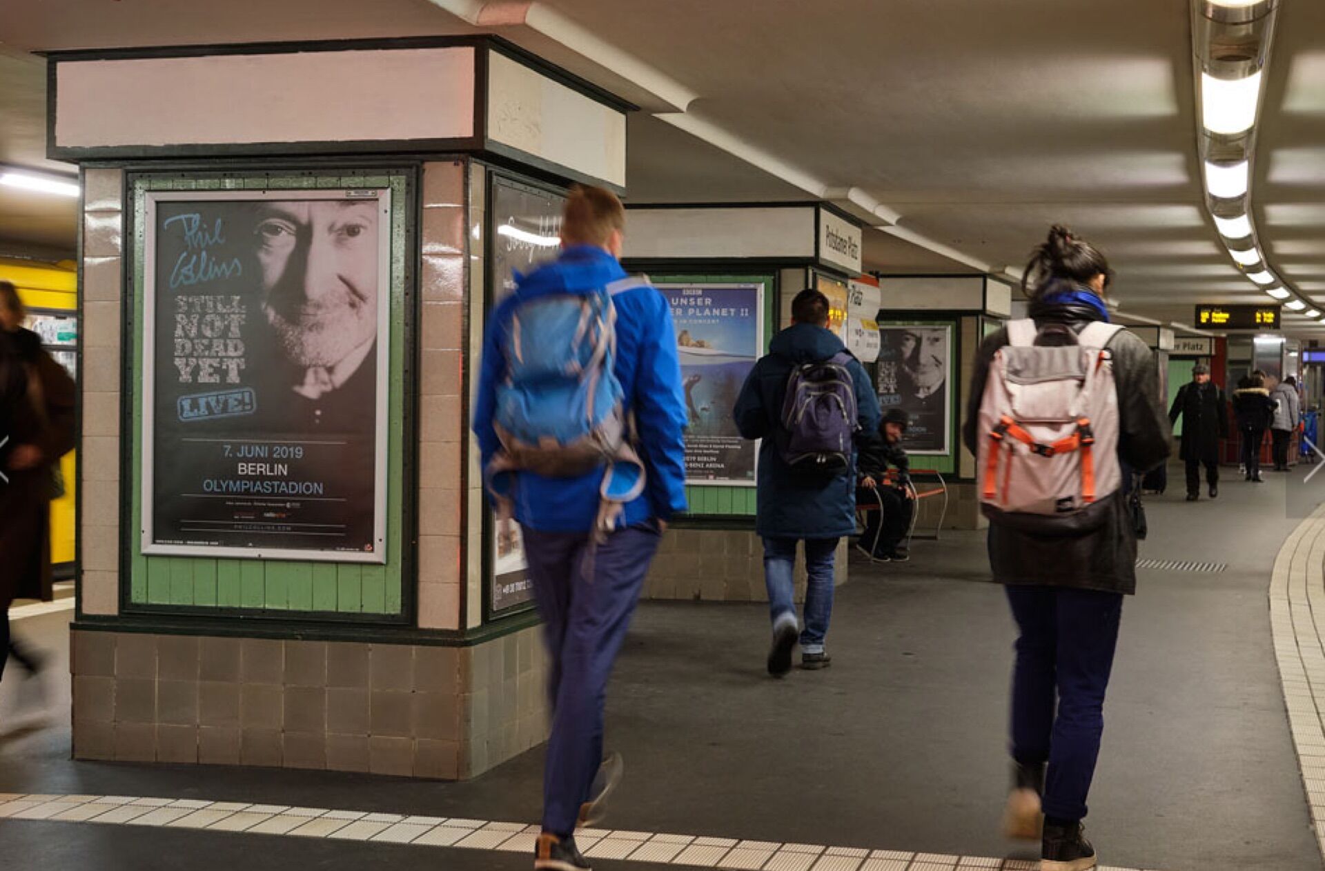 A0 Metro Billboards in Berlin - Pack London out-of-home advertising