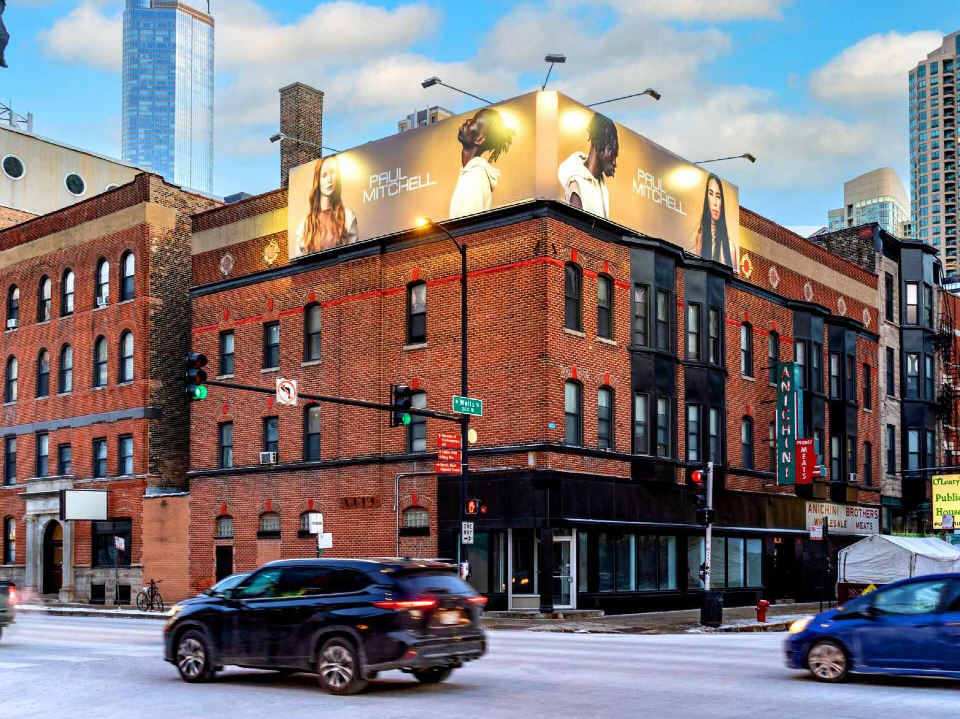 Rooftop Spectacular in Chicago - Pack London out-of-home advertising
