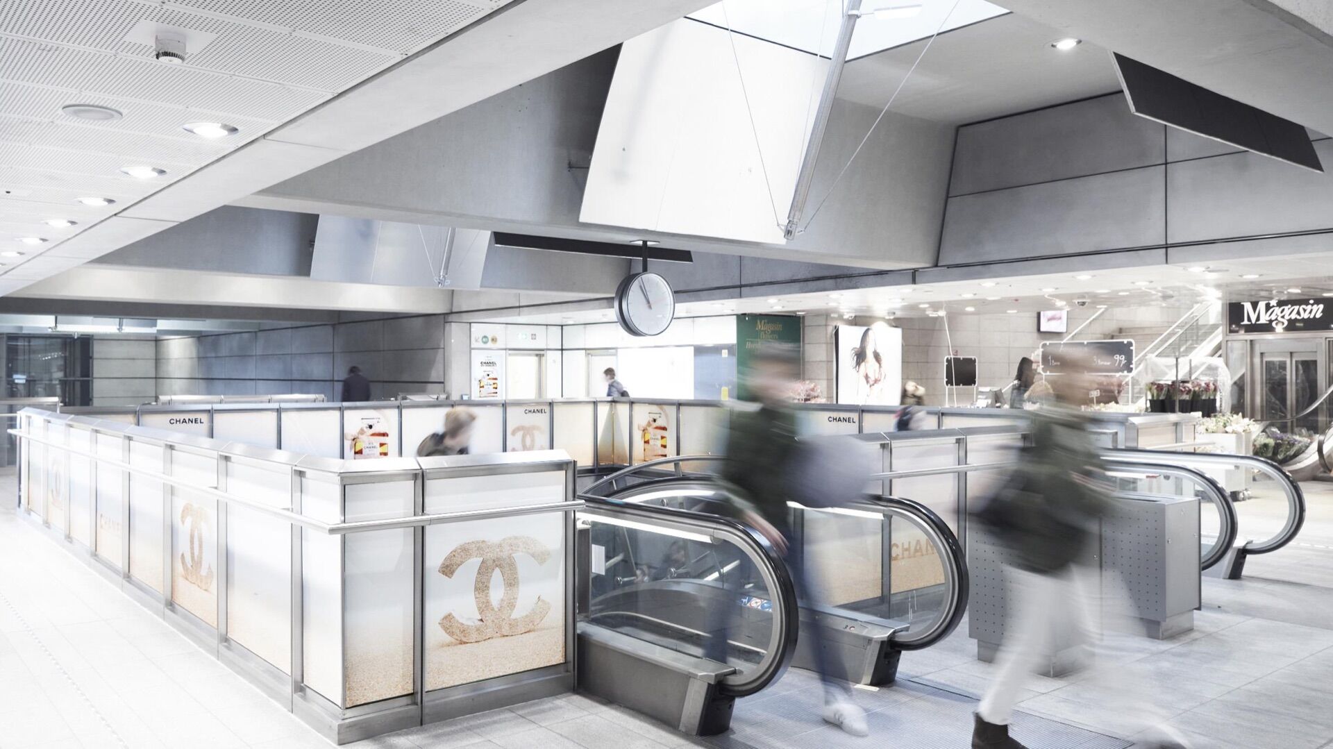 Various Stations, Metro Play Domination in Copenhagen - Pack London out-of-home advertising