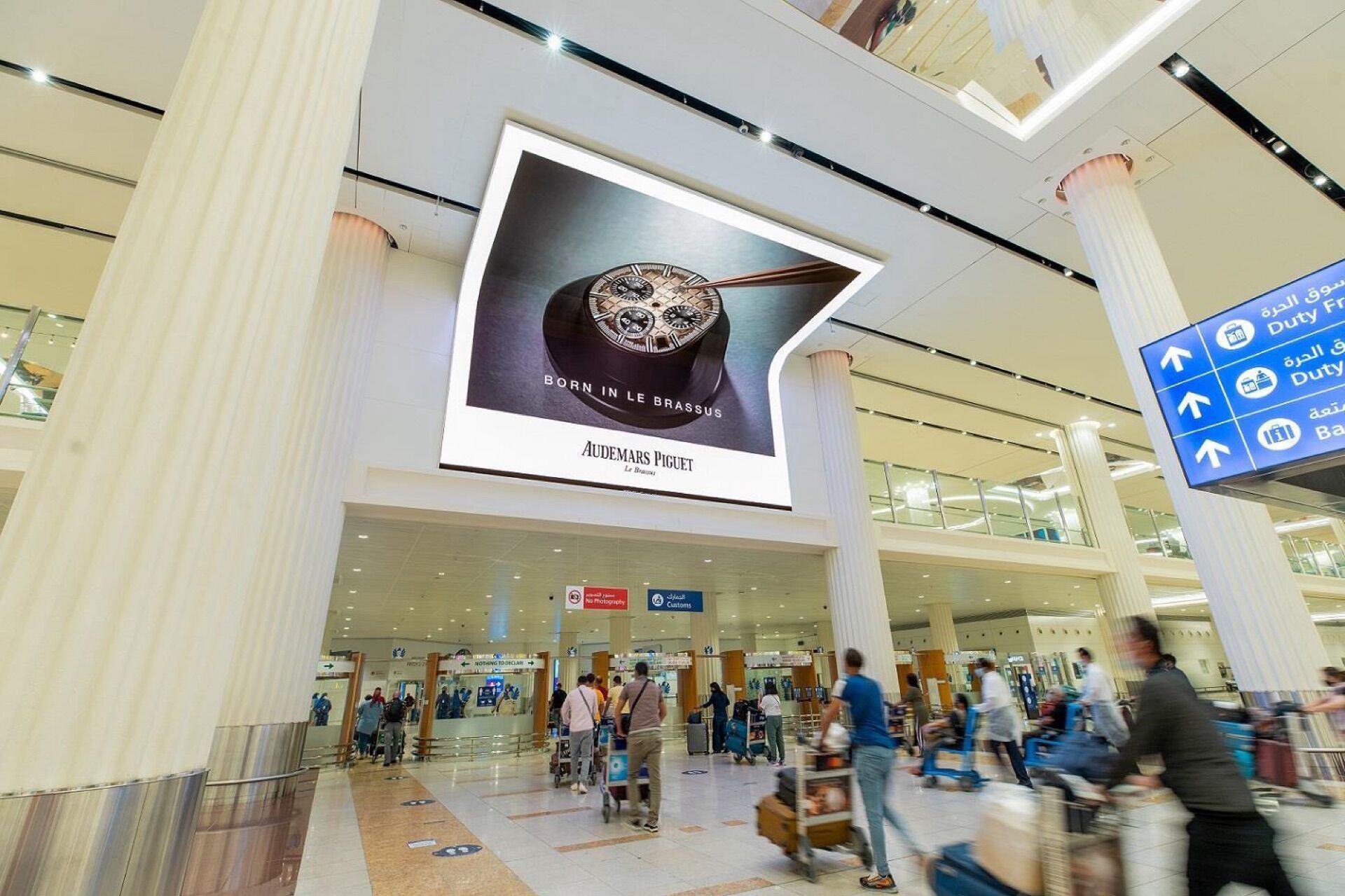 Spectacular - The Wave T in Dubai - Pack London out-of-home advertising
