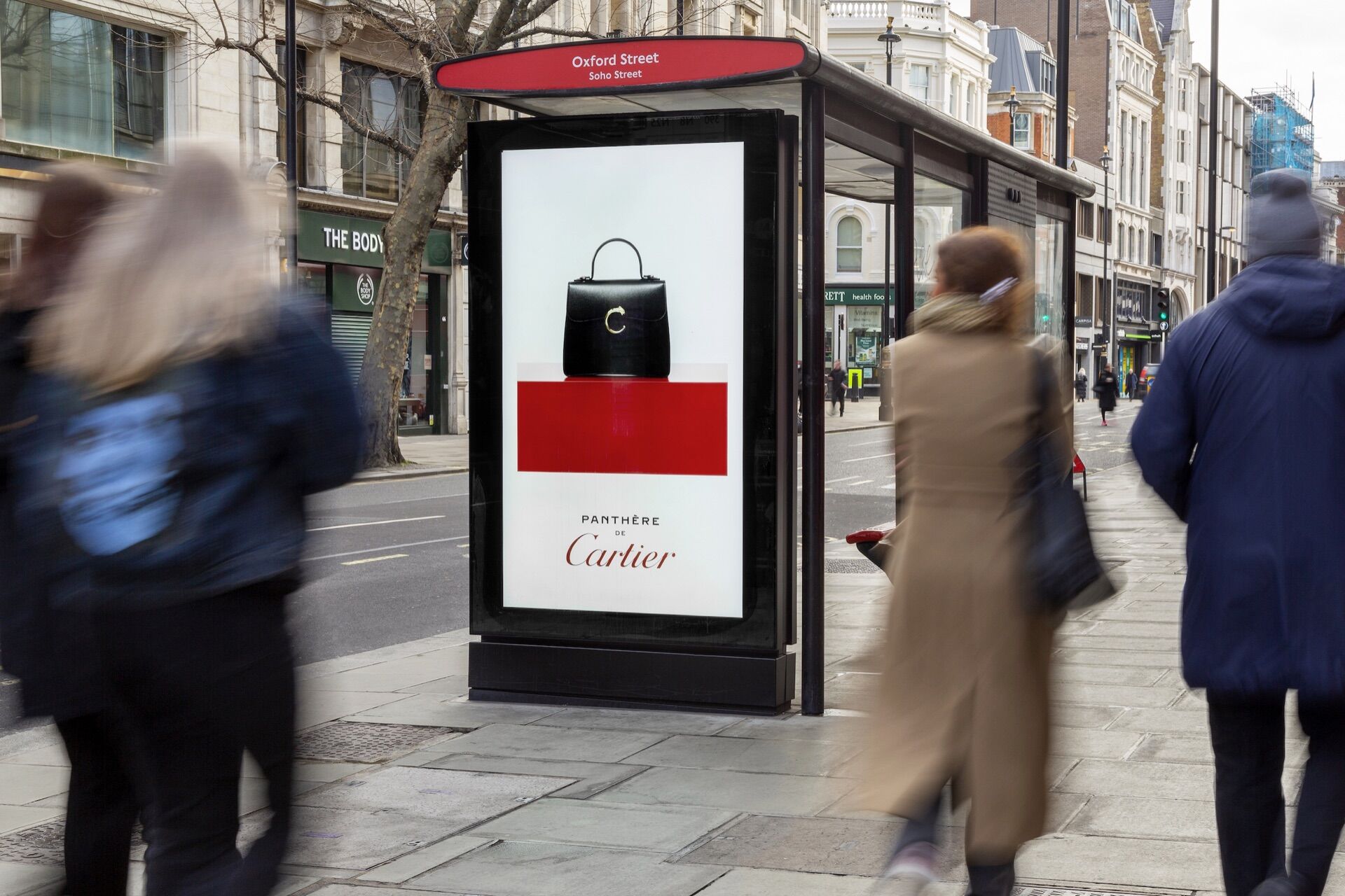 Digital bus shelters in London - Pack London out-of-home advertising