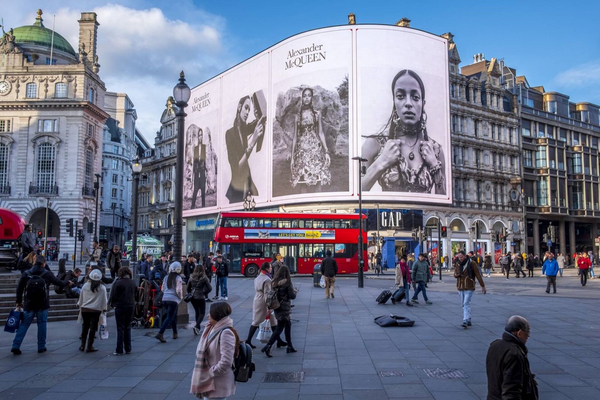 Piccadilly Circus digital spectacular in London - Pack London out-of-home advertising