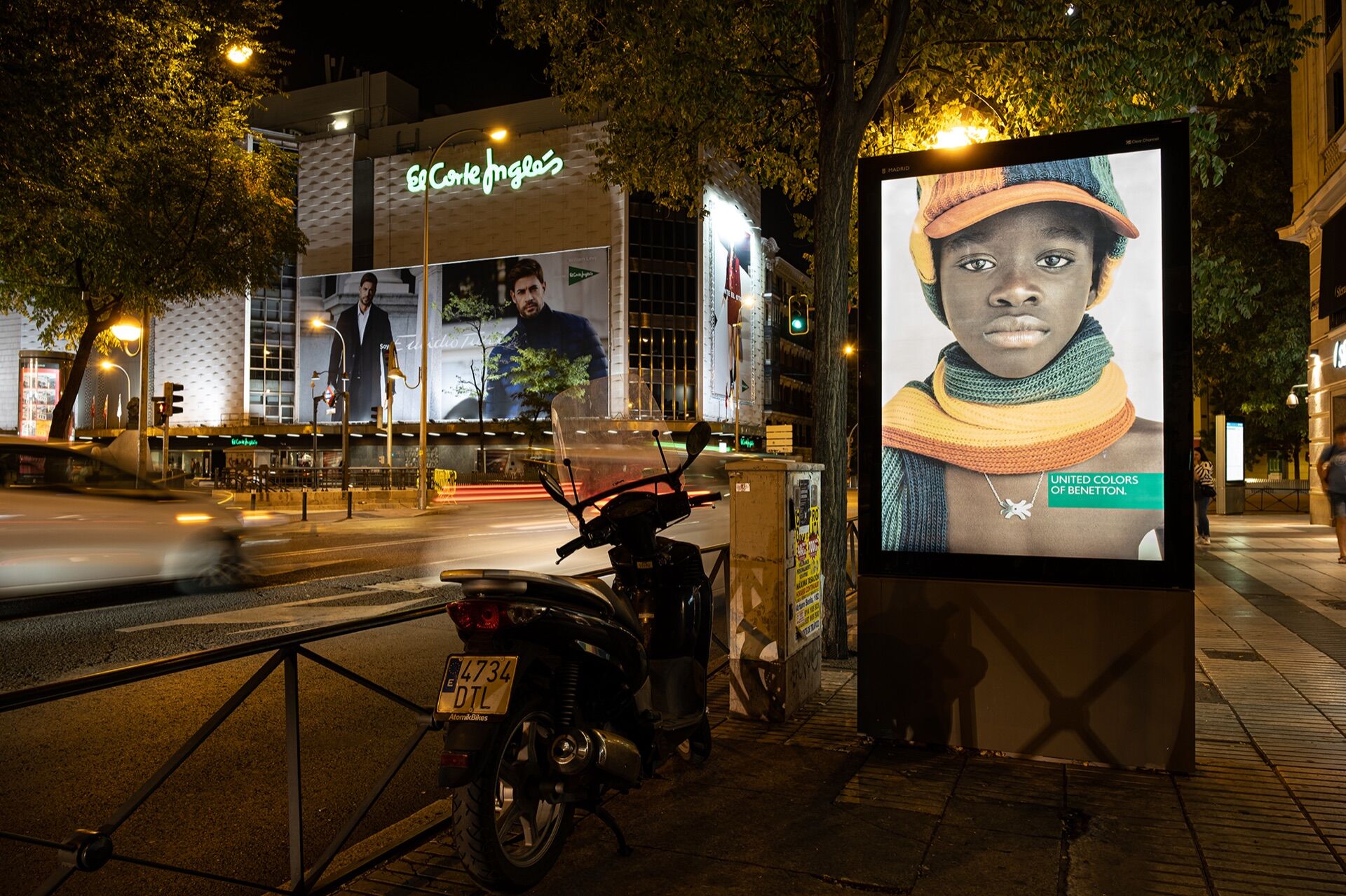 Digital 6-Sheet - Benetton in Madrid - Pack London out-of-home advertising