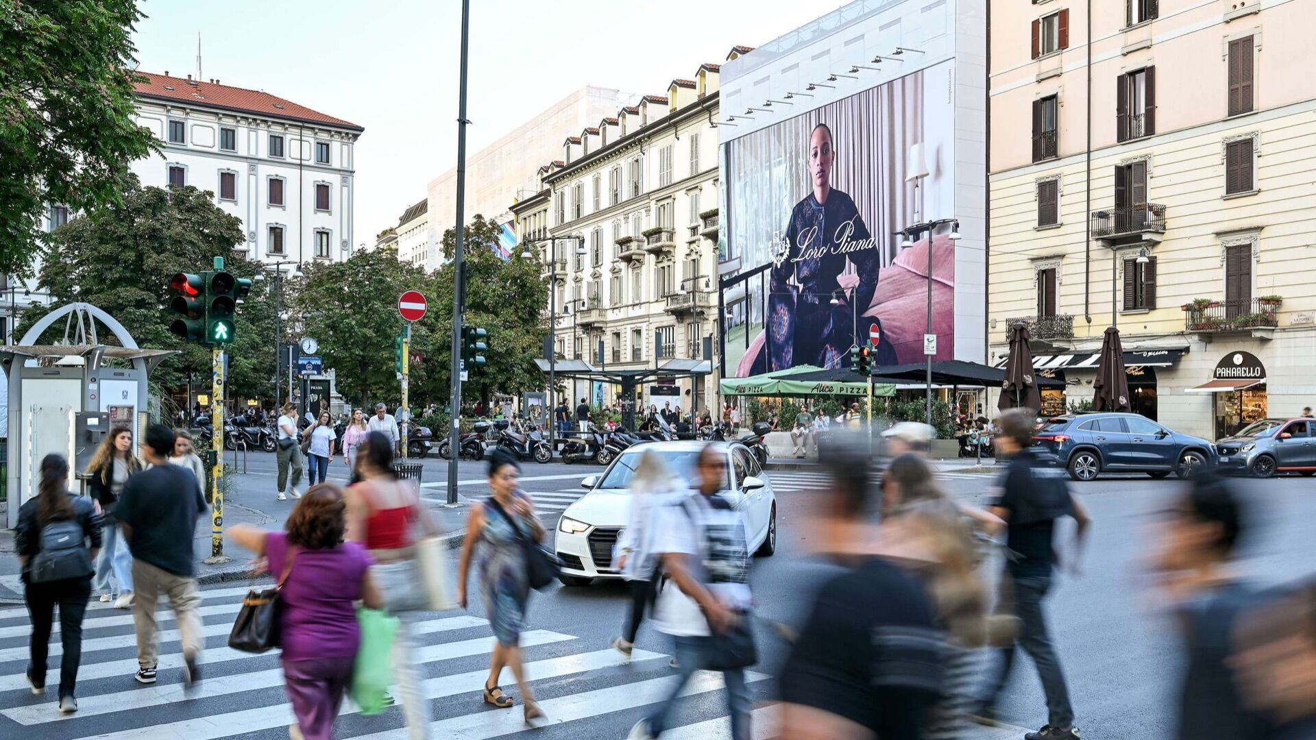 Largo La Foppa in Milan - Pack London out-of-home advertising