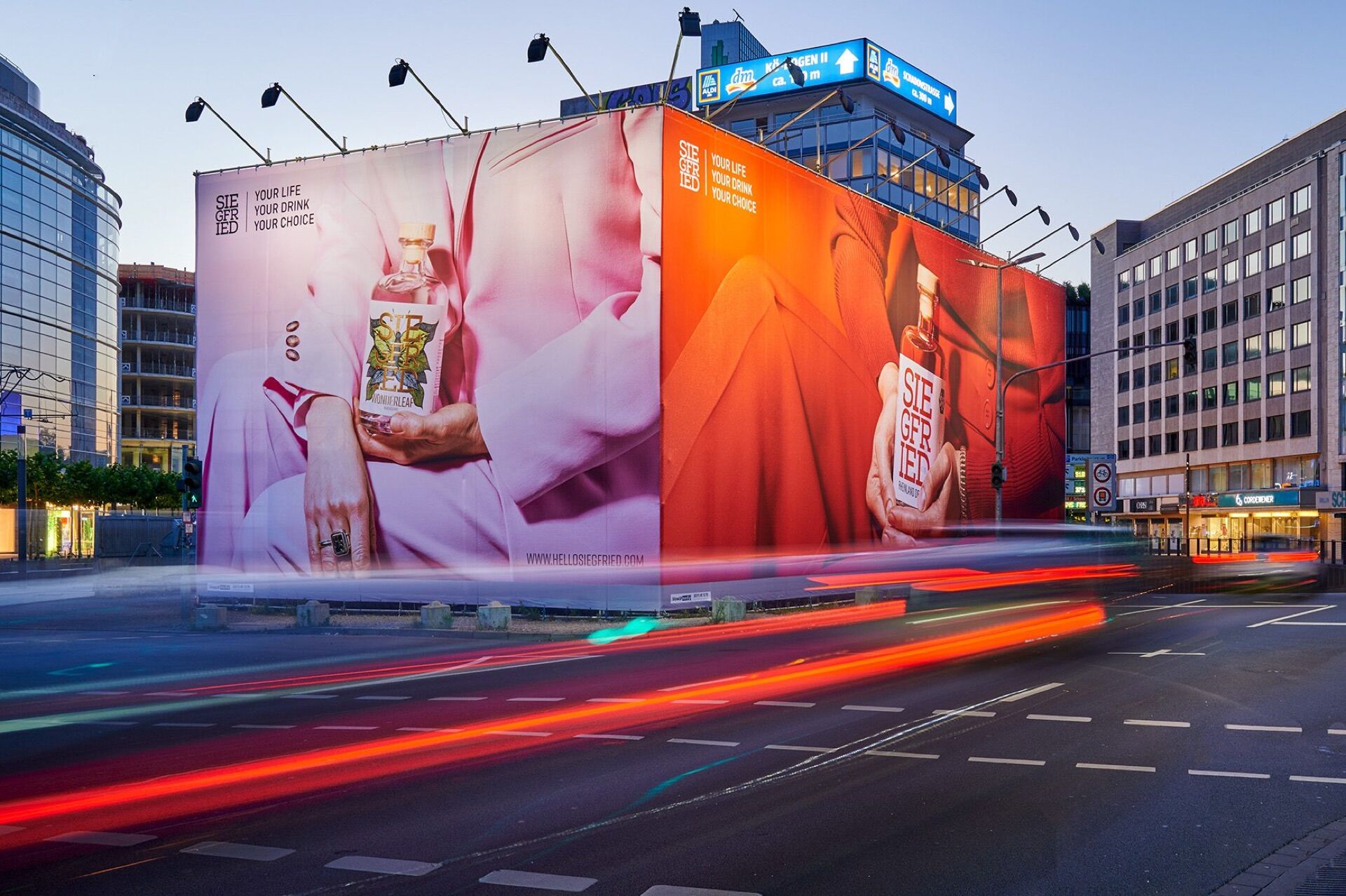 Building Wrap in Munich - Pack London out-of-home advertising