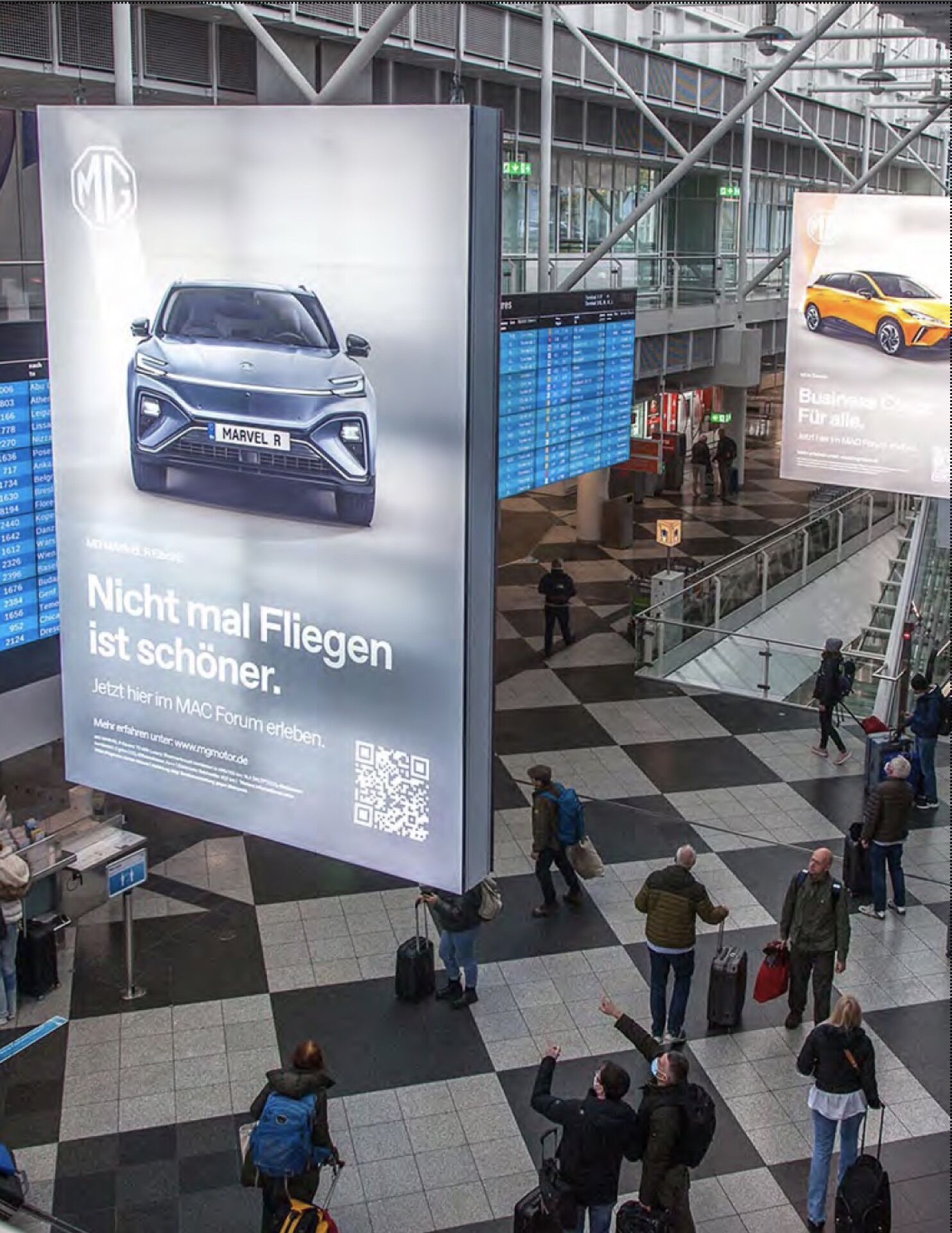 Hanging Lightboxes in Munich - Pack London out-of-home advertising