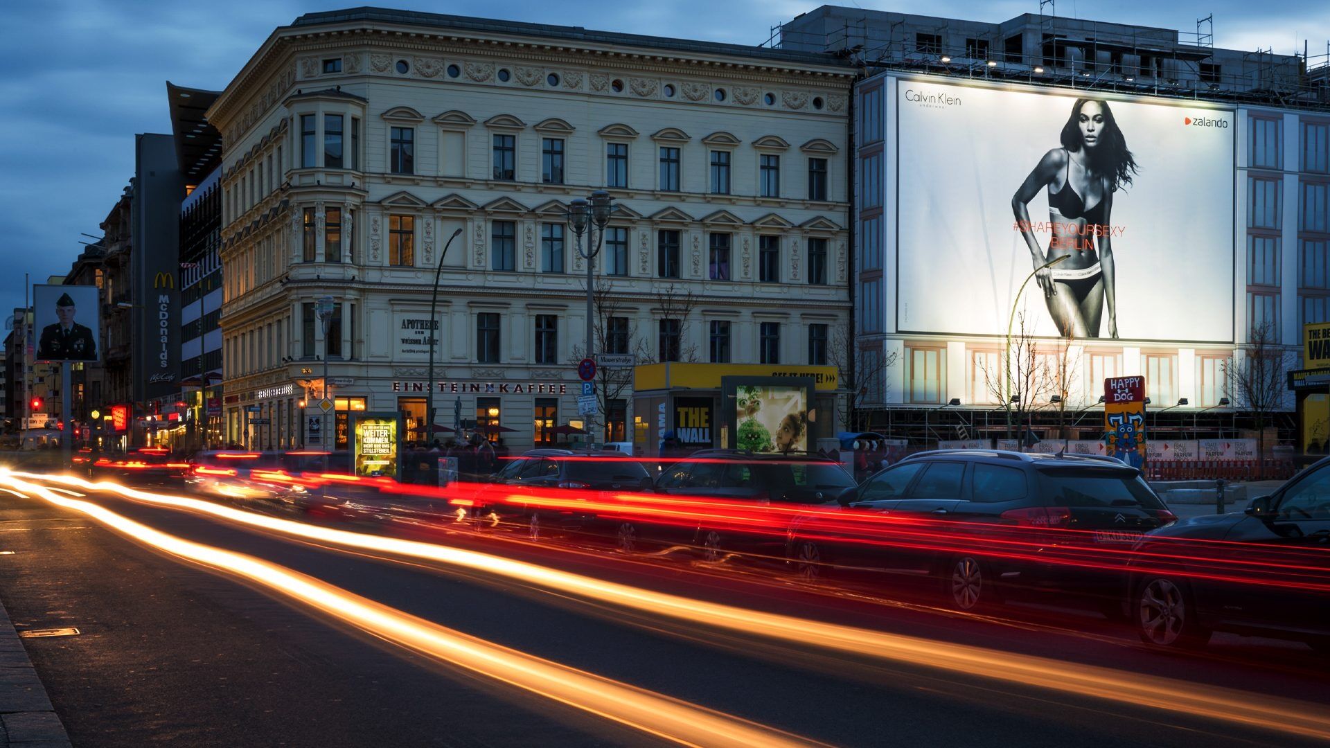 Wallscape in Munich - Pack London out-of-home advertising