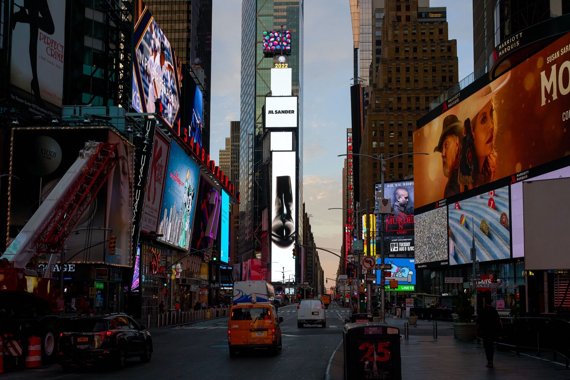 Global Icon - Times Square in New York - Pack London out-of-home advertising