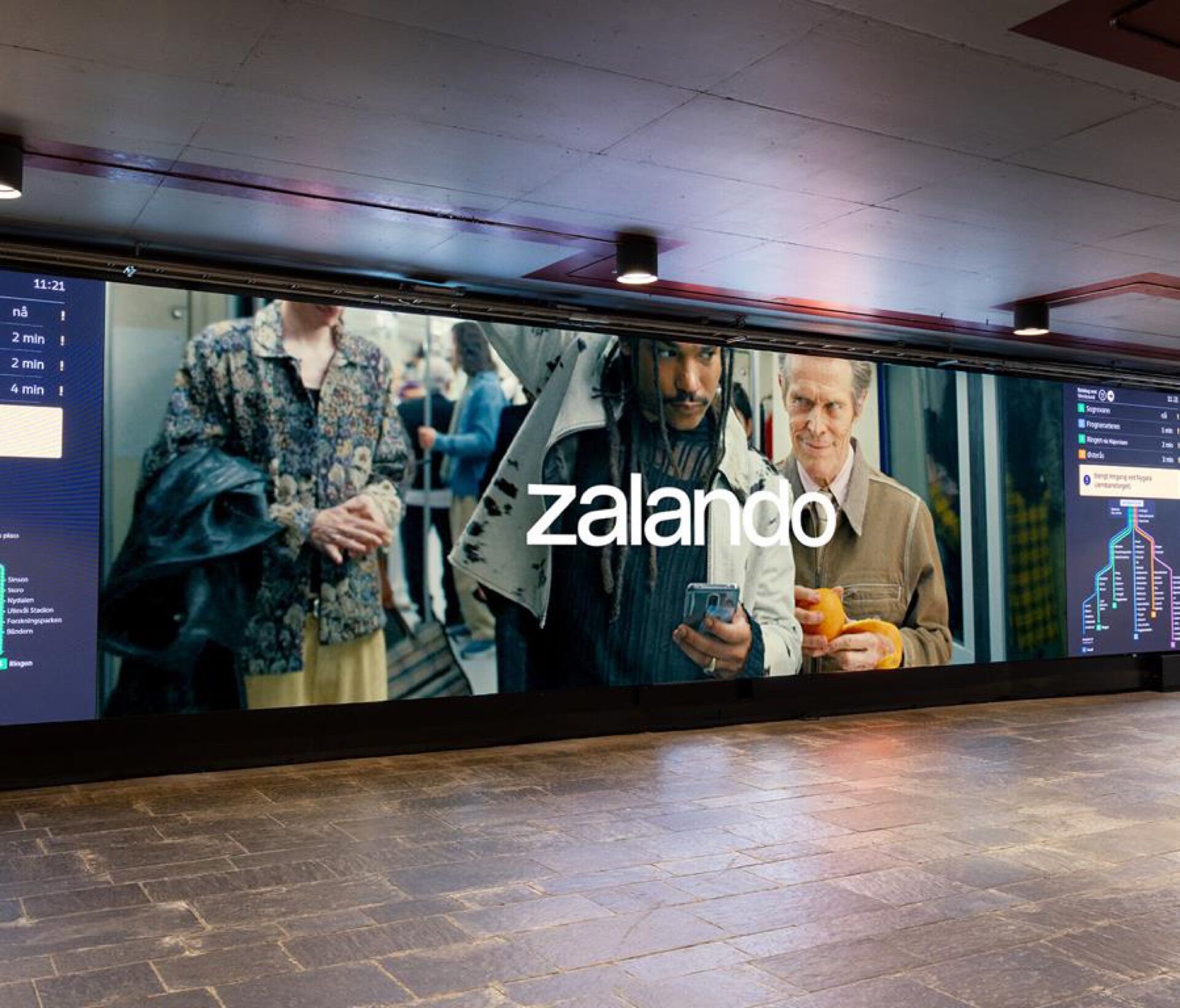 Digital Spectacular - Jernbanetorget Station in Oslo - Pack London out-of-home advertising