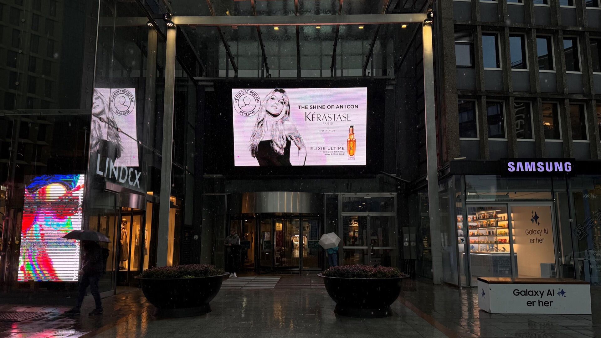 Oslo City Mall, Premium Digital Screen in Oslo - Pack London out-of-home advertising