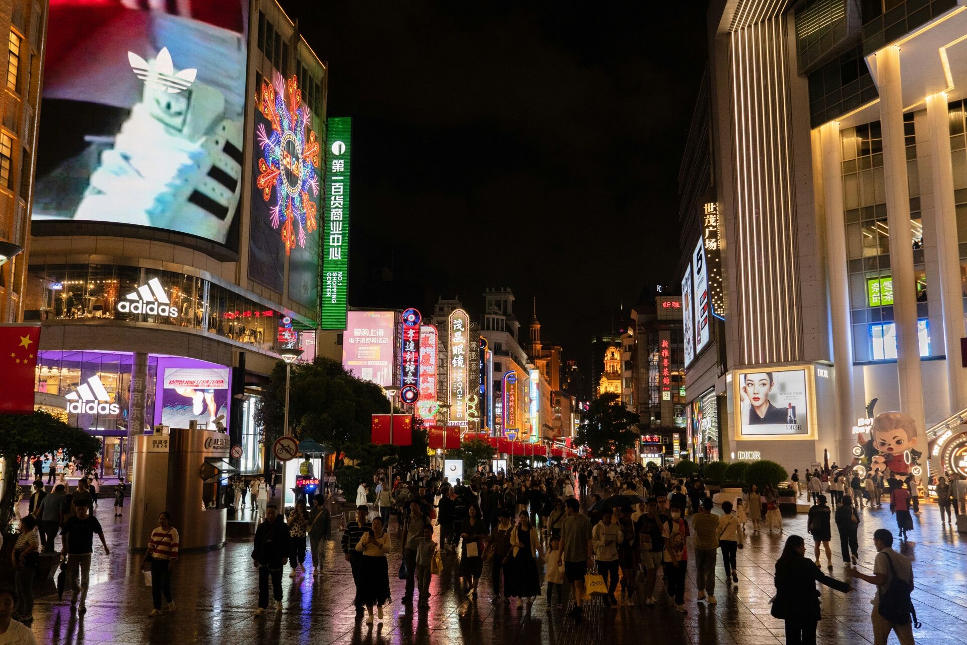 Nanjing Road, Shanghai in Shanghai - Pack London out-of-home advertising