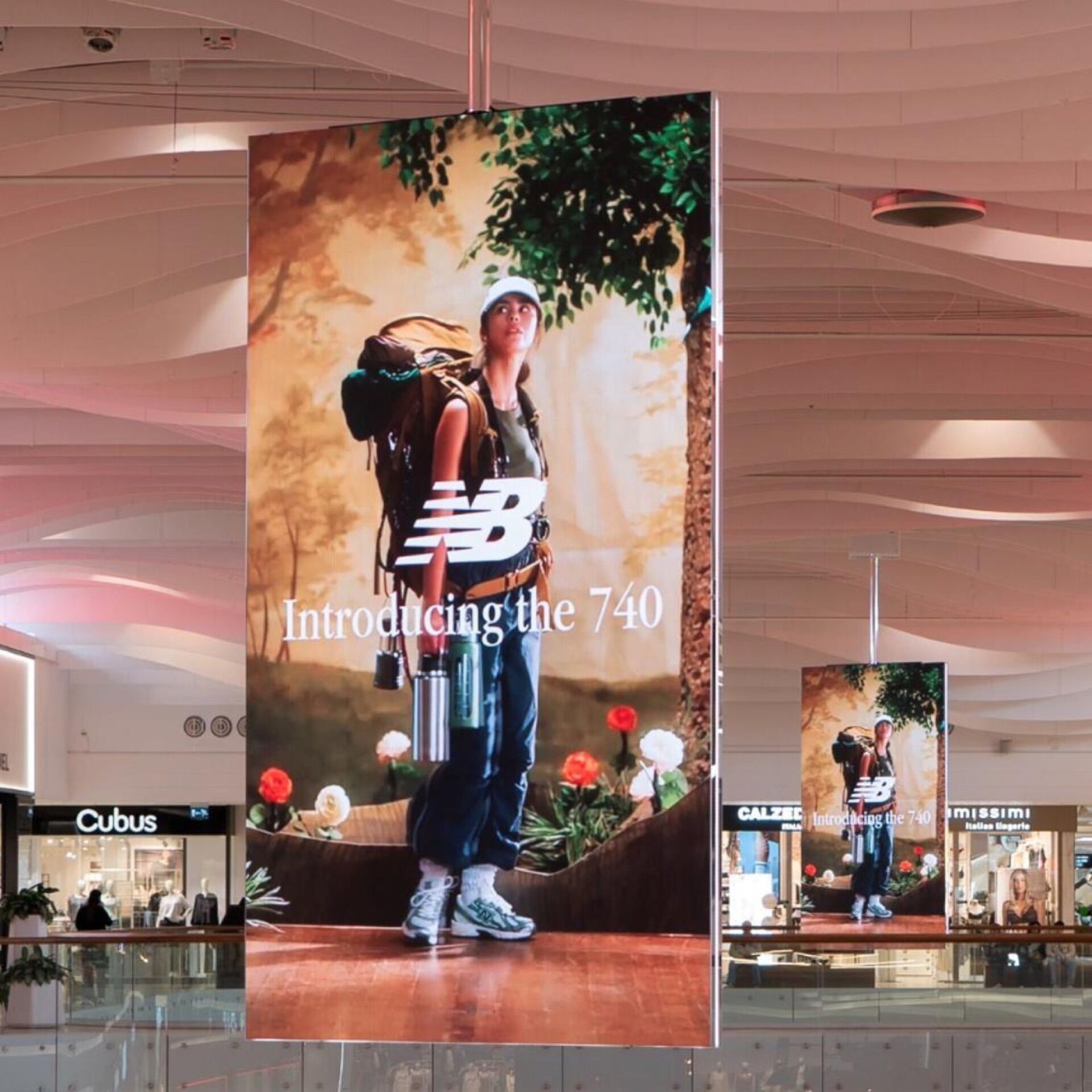 Digital Mall Network in Stockholm - Pack London out-of-home advertising