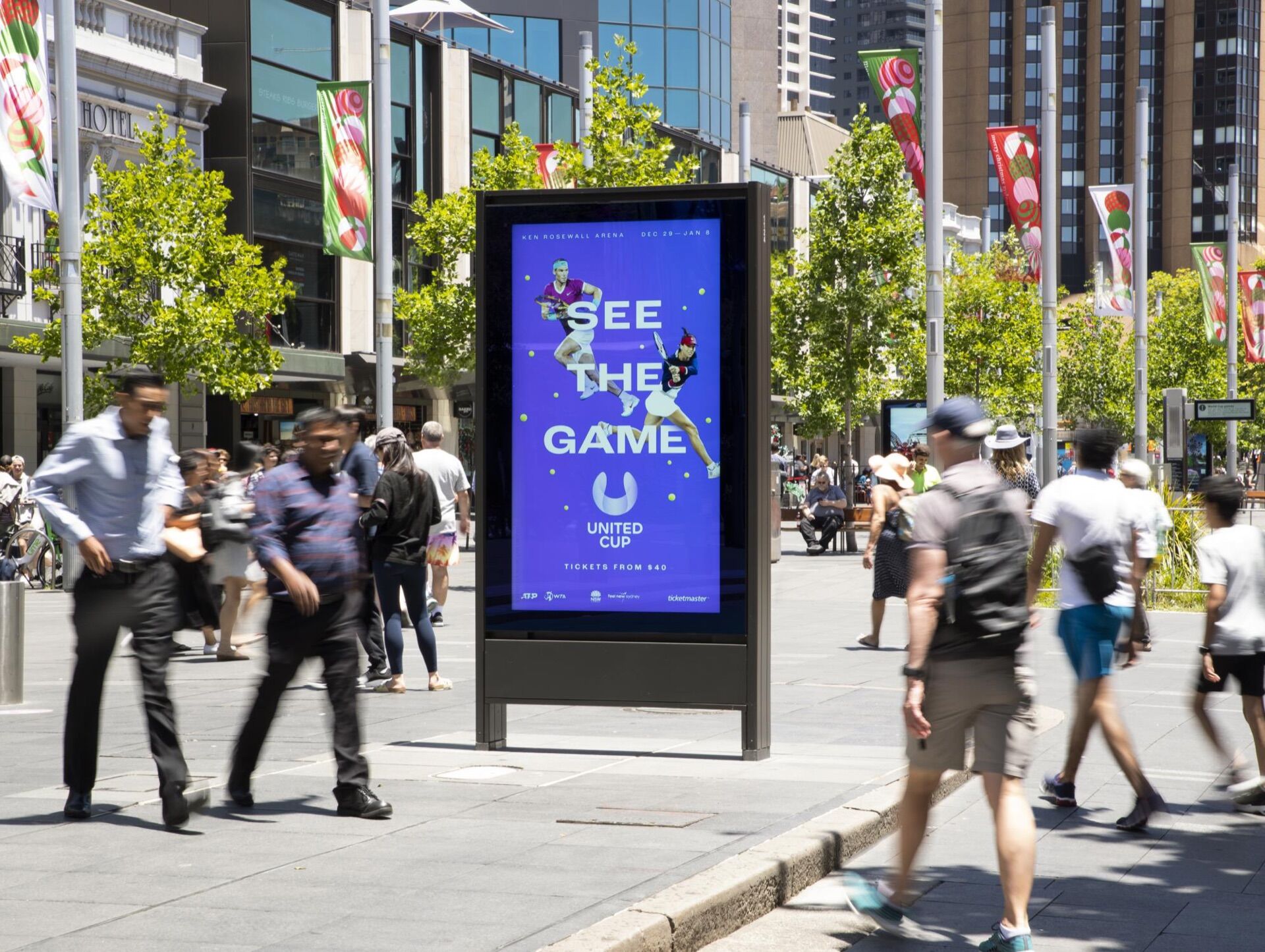 Digital 6-Sheet Network - Kiosks : Freestanding in Sydney - Pack London out-of-home advertising