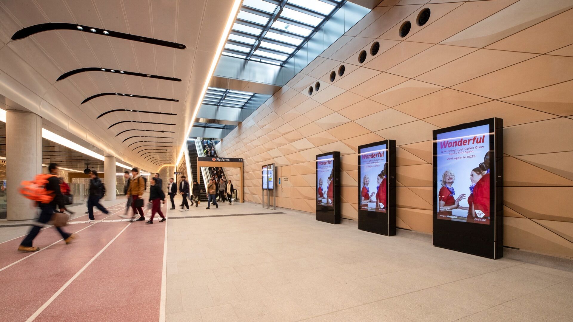 Digital Smartframes (Rail) in Sydney - Pack London out-of-home advertising