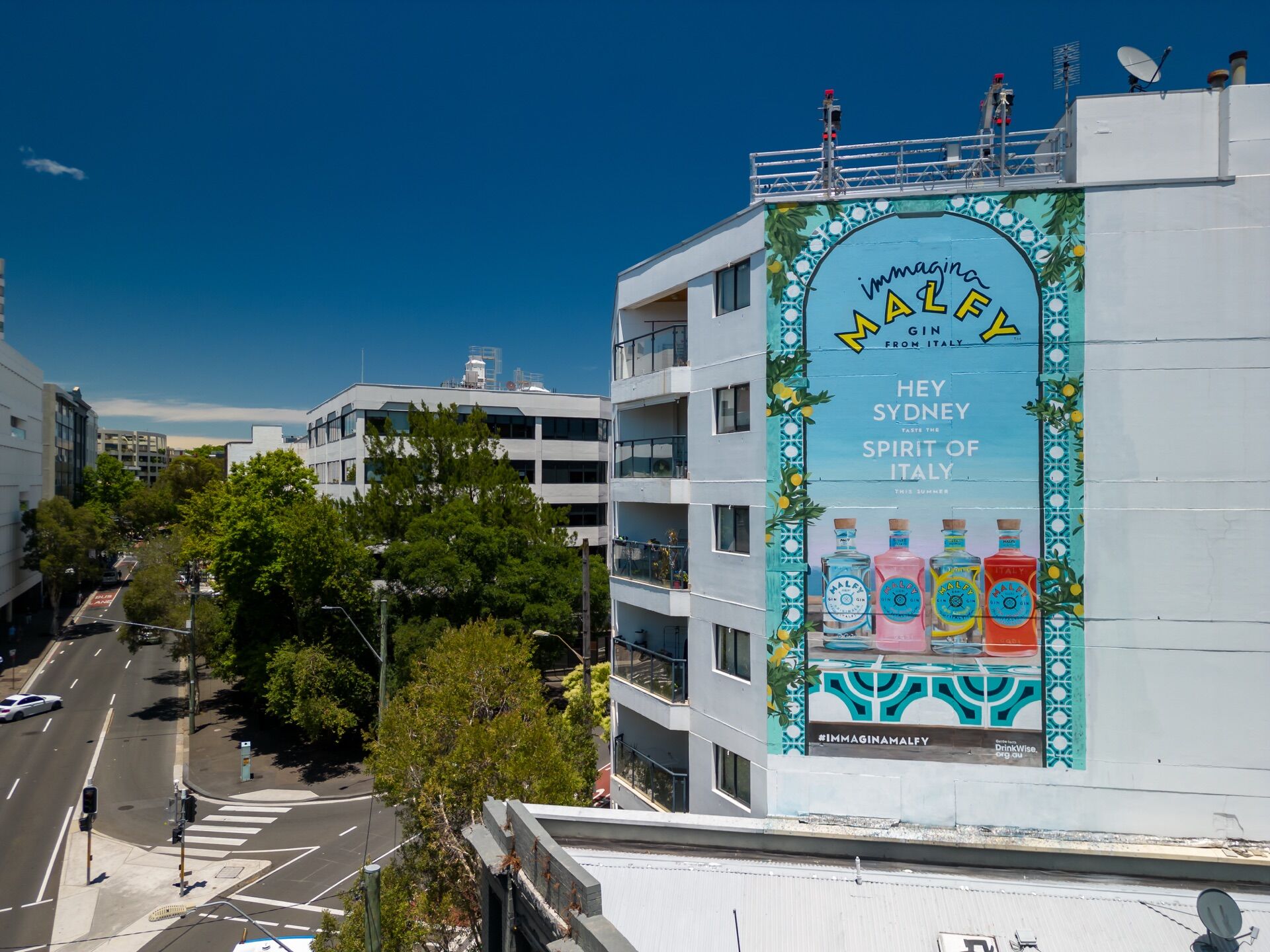 Hand Painted Mural in Sydney - Pack London out-of-home advertising